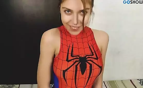Superwoman Gives Oral Delight and Exciting Sex Adventure